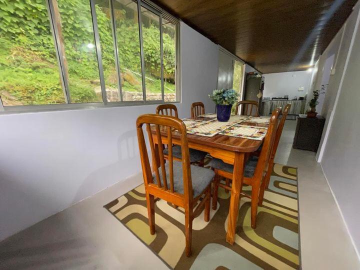 Williams Homestay Kurseong Экстерьер фото
